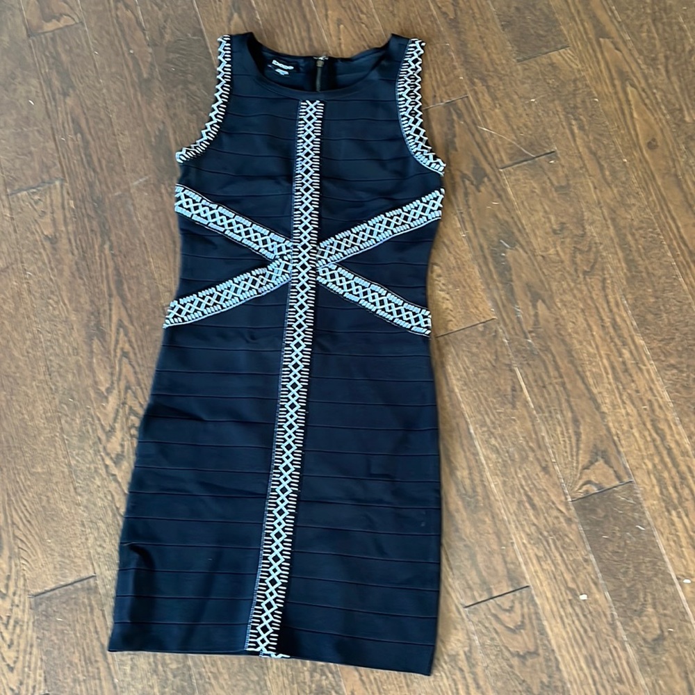 Bebe Black Sheath Dress- EUC